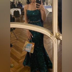 Sparkling Green Prom Dress!